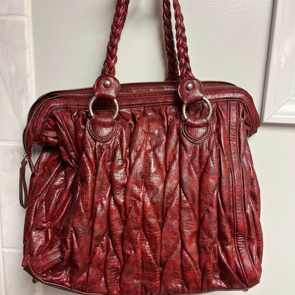 Elegant Red Leather Tote Bag